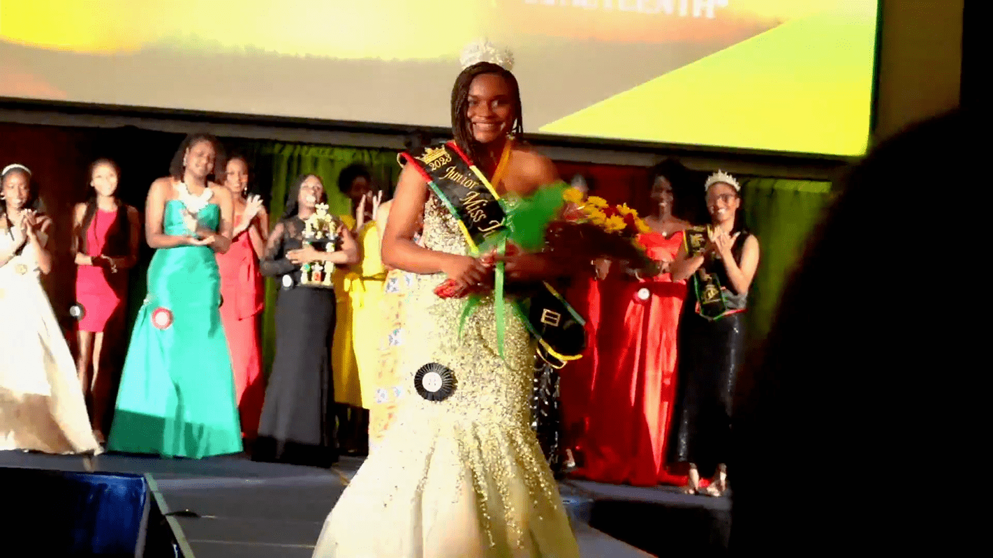 2023-Miss-Juneteenth-America-Scholarship-Pageantry-Program-Junior-Miss-Juneteenth-America-Walk