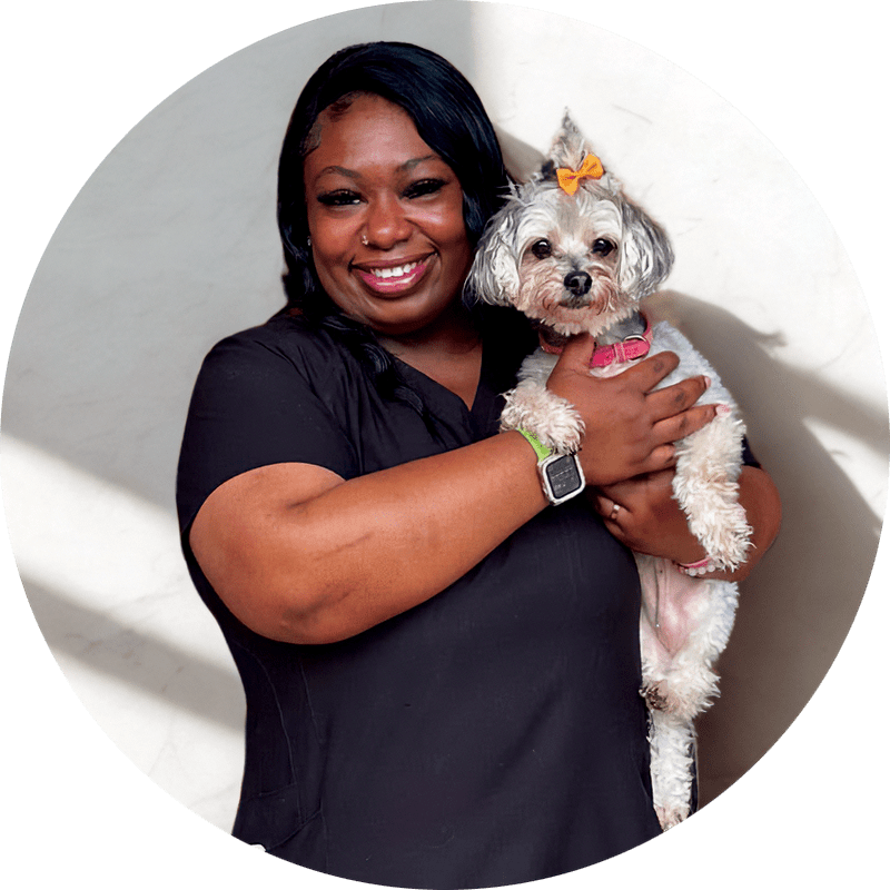 Jazmine Green - Veterinarian