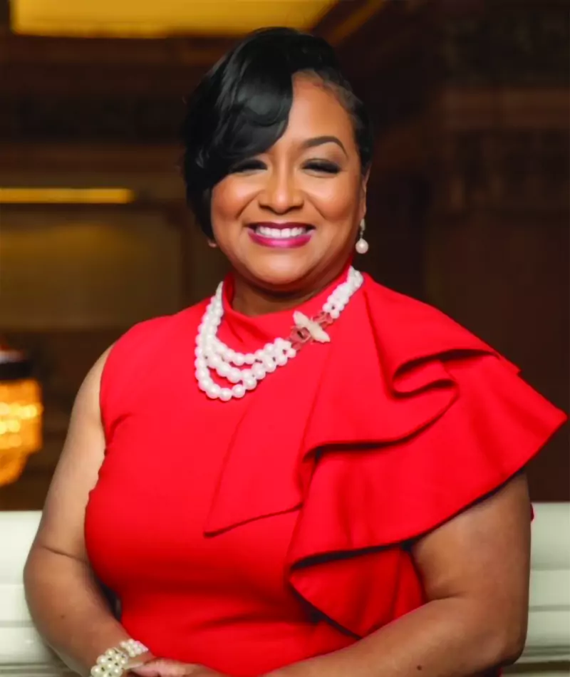 Katryna Kinn - Mistress of Ceremony 800px